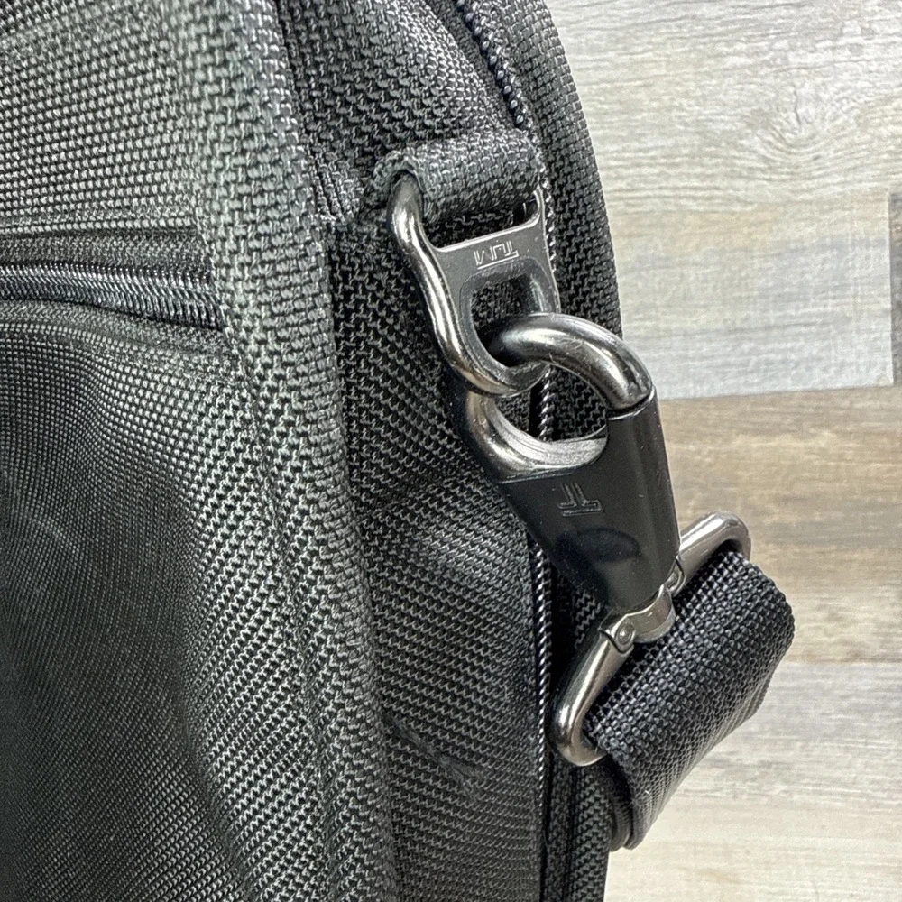TUMI Laptop Briefcase 17